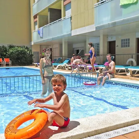 Appartement In With A Shared Pool *